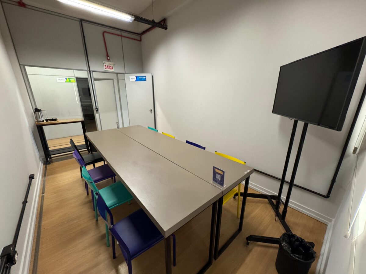 sala de reuniao criciuma